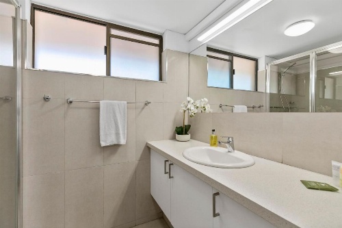 The Noosa Apartments image 11