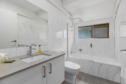 The Noosa Apartments image 19
