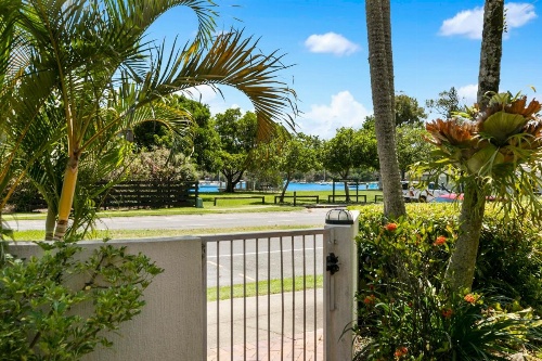 The Noosa Apartments image 21