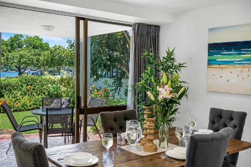 The Noosa Apartments image 35