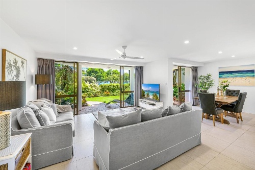 The Noosa Apartments image 36